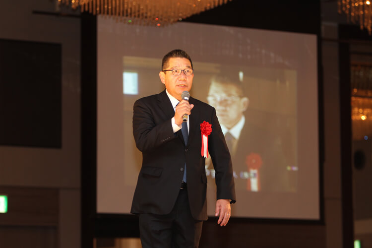 発言する井田ひろやす1