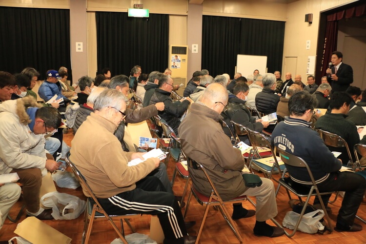 助信での演説会にて竹内よしのり県議