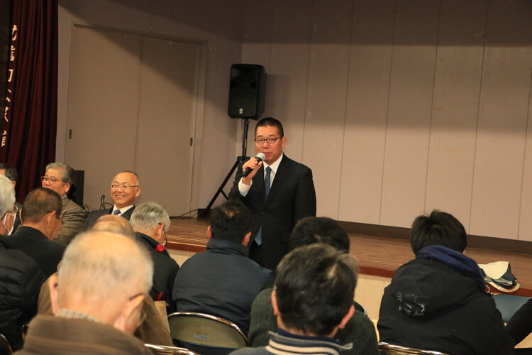 助信での演説会にて演説中の井田ひろやす1