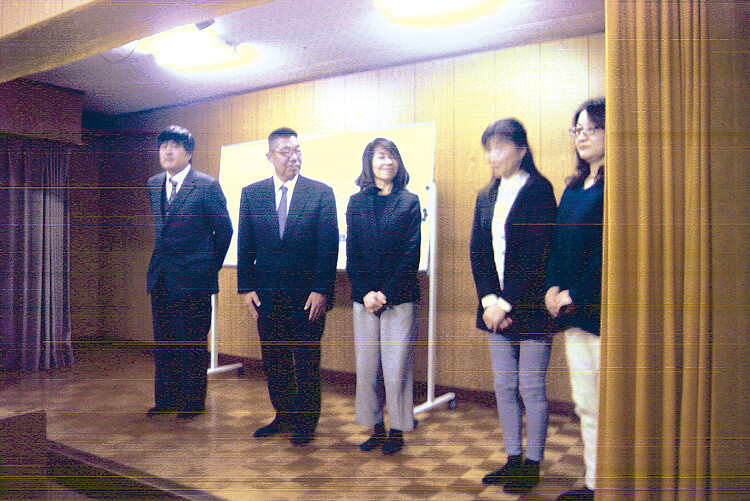 早出での演説会にて5