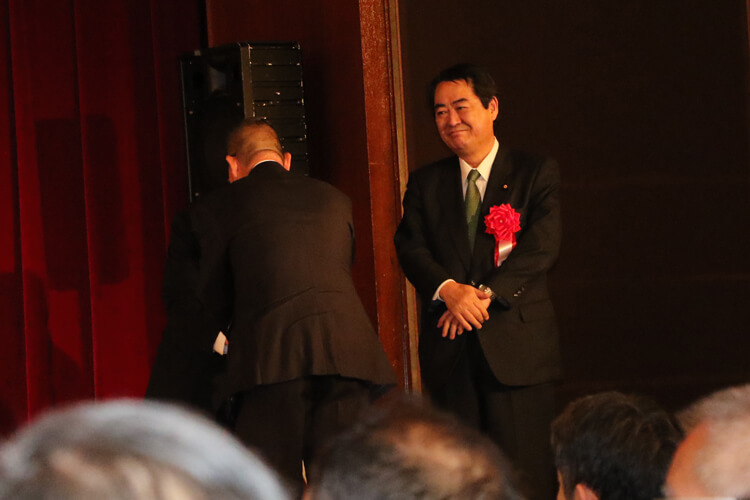 塩谷立後援会大会にてご挨拶2