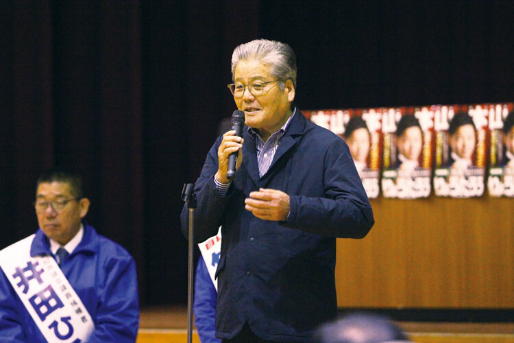 曳馬中学校での個人演説会の様子2