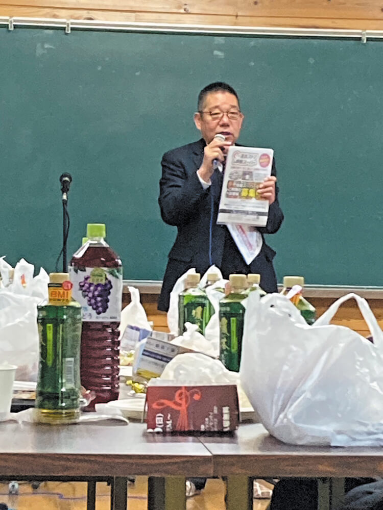 新年会のご挨拶の様子03