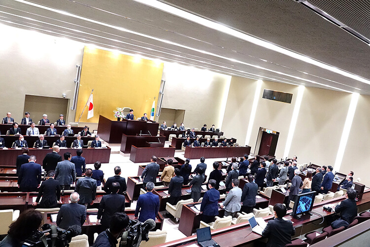 令和6年第1回定例会の最終日の様子01