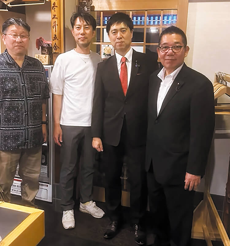 阿弥陀組 凧揚会 襷脱ぎの様子02